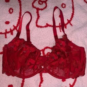 VS Red Lace Bra